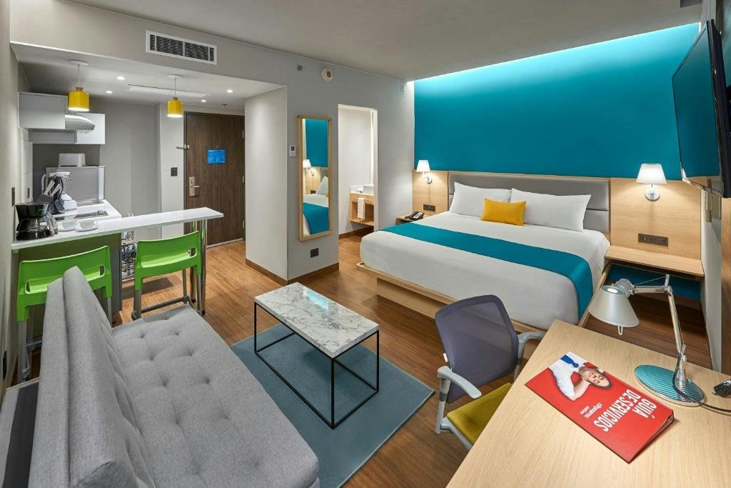 City Express Plus by Marriott Cancun Aeropuerto Riviera