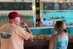 Cancun Craft Beer Tour: Brew Hop Small-Group Tasting Experience
